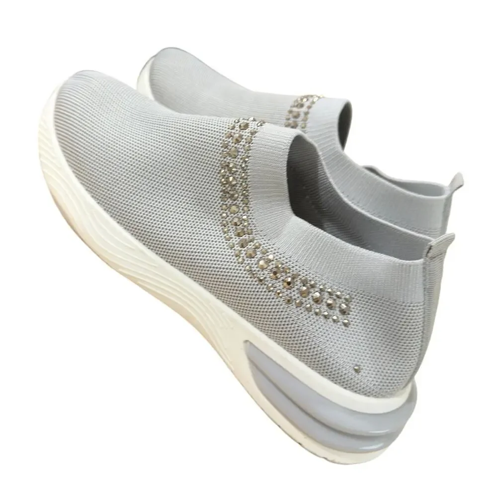 NEW Women's Rhinestone Slip-On Knit Sneakers Gray Size 10